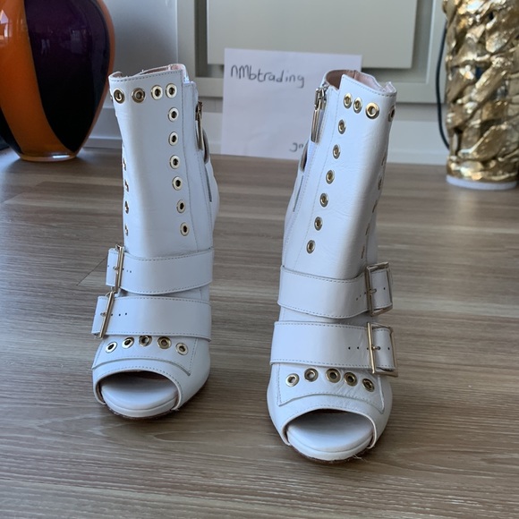 Spazio Moda white genuine leather leather straps and buckle peep toe bootie - Picture 2 of 16